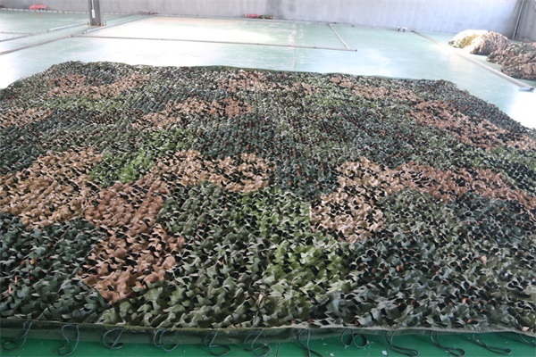 軍用偽裝網與普通偽裝網有很大的不同